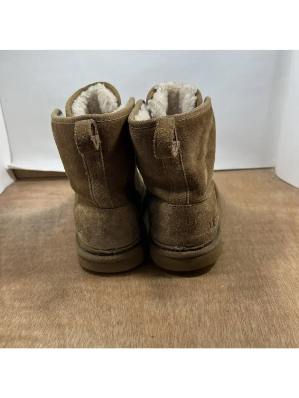 Ugg Harkley Men's Size 8 Shearling Ankle Boots Chukka Chestnut Tan 1016472